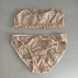 Hanky Panky set bandeau top bikini bottom stretch nude color lace size small